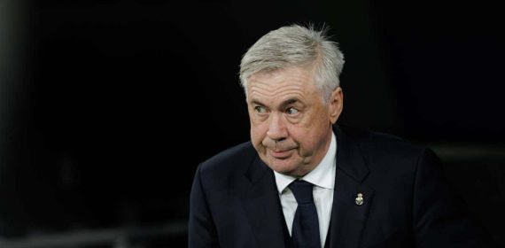 Ancelotti, en un partido con el Real Madrid.
