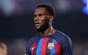 Kessie, durante el partido ante el Bayern en el Camp Nou.