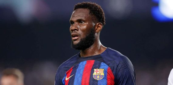 Kessie, durante el partido ante el Bayern en el Camp Nou.