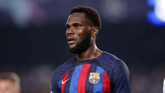 Kessie, durante el partido ante el Bayern en el Camp Nou.