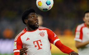 Alphonso Davies, en un partido con el Bayern.
