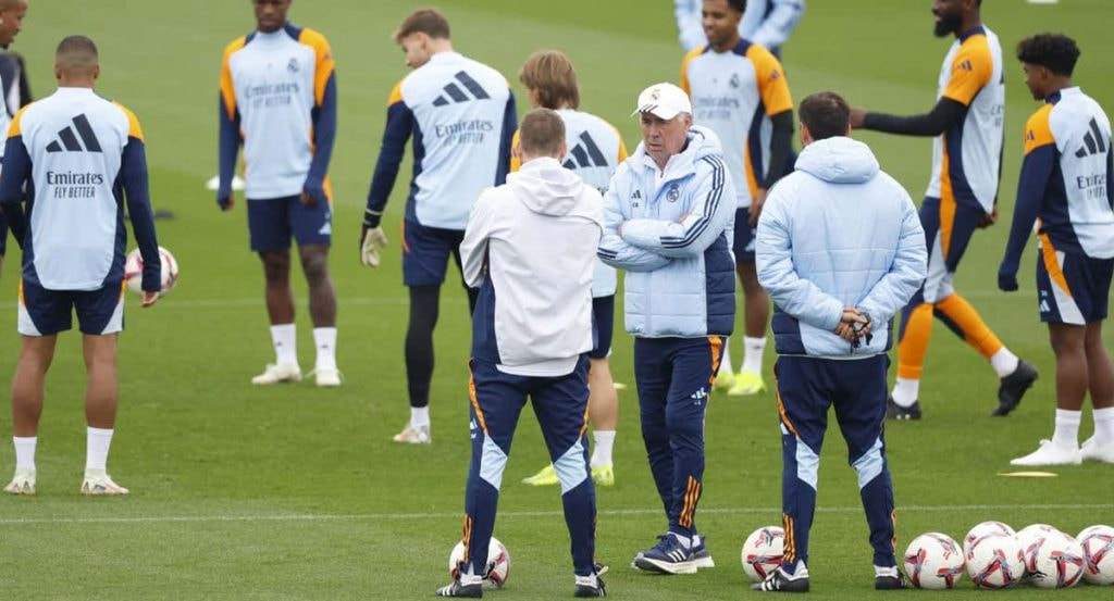 Ancelotti, en un entrenamiento de esta temporada.