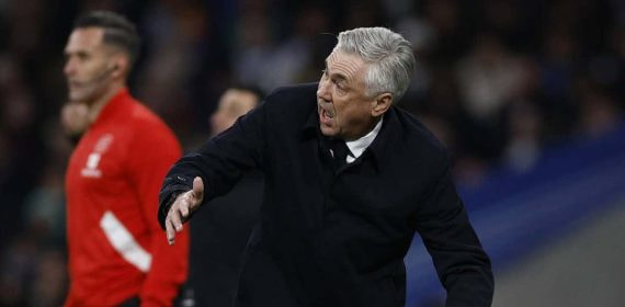 Ancelotti, durante el Clásico.