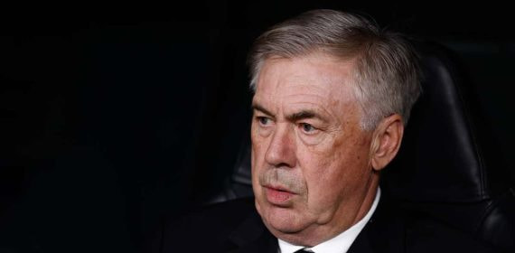 Ancelotti, en el banquillo del Bernabéu.
