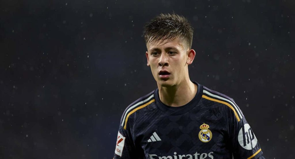 Arda Güler, en un partido con el Real Madrid.
