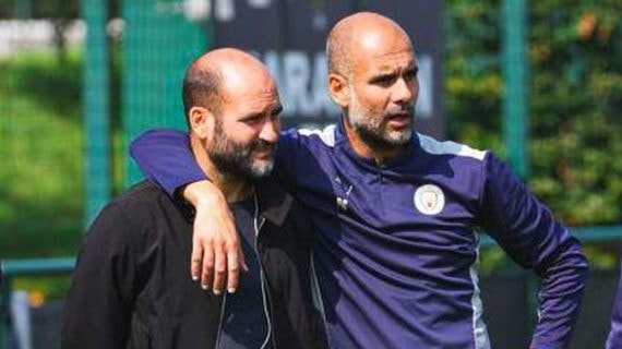 Los hermanos Guardiola durante un entrenamiento del City.
