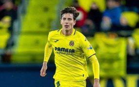 Pau Torres, durante un partido con el Villarreal esta temporada.