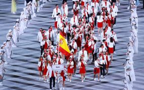 El equipo español, en la ceremonia inaugural de Tokio 2020.