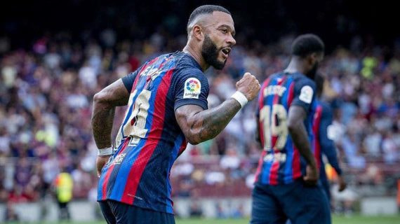 Memphis celebra un gol con el Barcelona esta temporada.