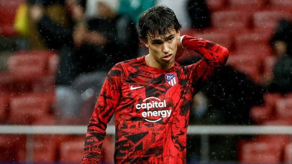 Joao Félix, en el calentamiento del Atlético-Barça, del domingo 8 de enero de 2023, en el Metropolitano.