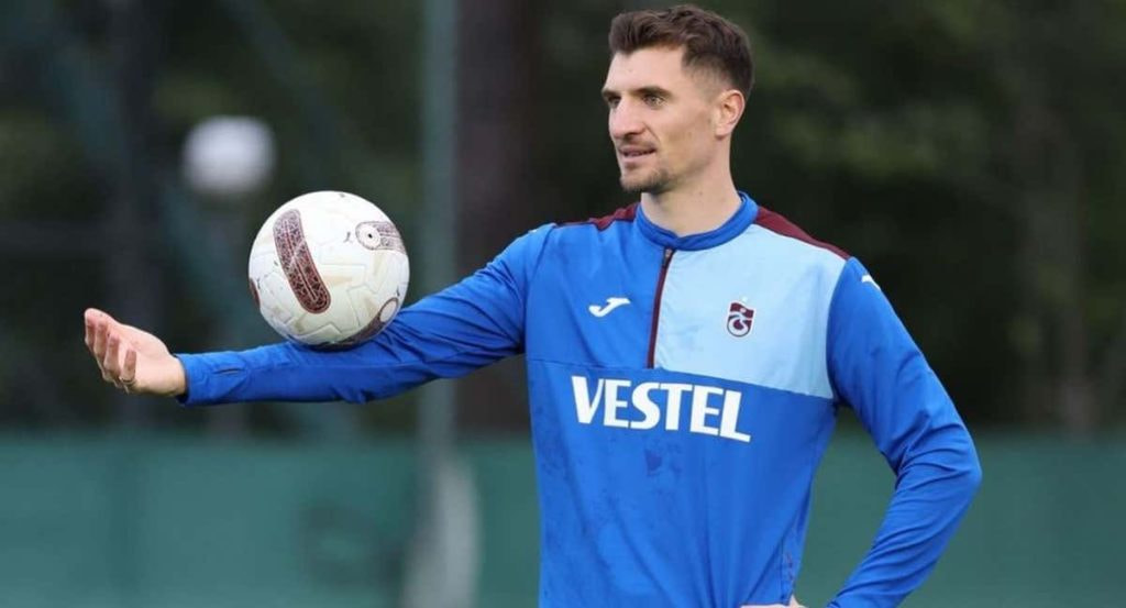 Thomas Meunier, durante un entrenamiento con el Trabzonspor.