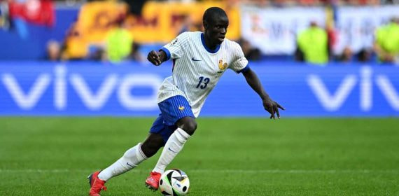 Kanté durante la Eurocopa con Francia.