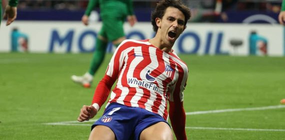 João Félix celebra un gol con el Atlético de Madrid.