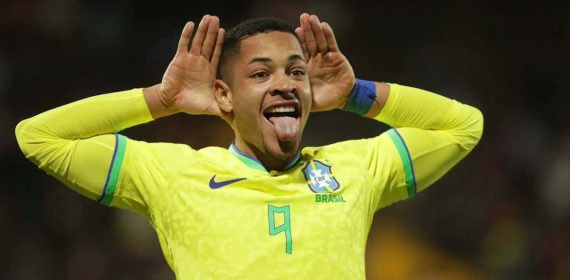 Vitor Roque se acerca al Barça.