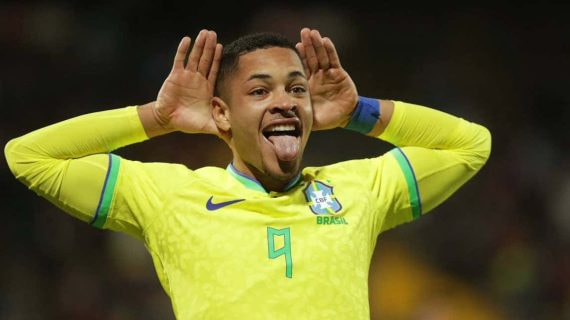 Vitor Roque se acerca al Barça.