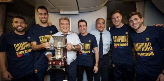 El Barça busca cómo superar los problemas de 'fair play'.