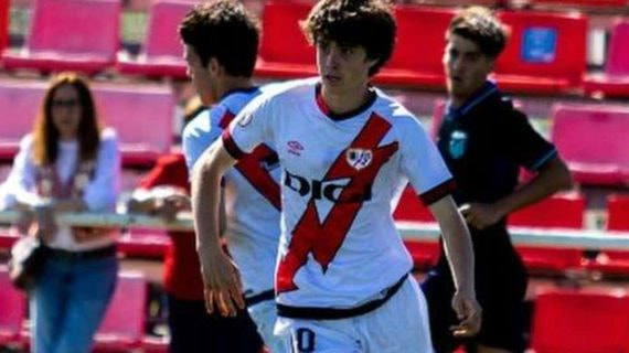 Marcos Parriego, con el Rayo Vallecano.