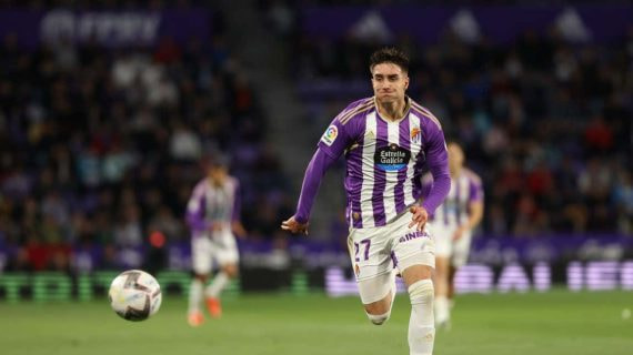 Iván Fresneda en un partido del Real Valladolid.