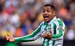 Vitor Roque es una de las claves del mercado del equipo bético.