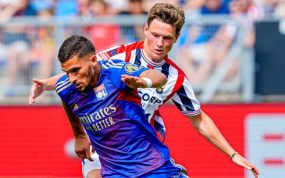Aouar, durante un partido del Lyon.
