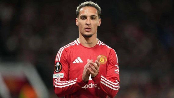 Antony, extremo del Manchester United.