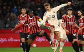 Diego Llorente, en un amistoso de la Roma ante el Milan.