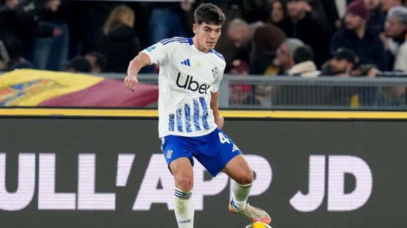 Álex Valle, en un partido con el Como.