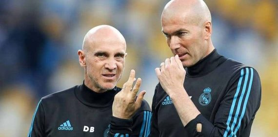 Bettoni, junto a Zidane.