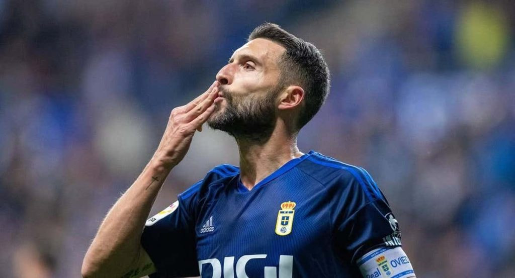 Borja Bastón volverá a la Segunda División.