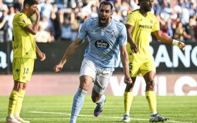 Borja Iglesias, delantero del Celta, celebra un gol ante el Villarreal.