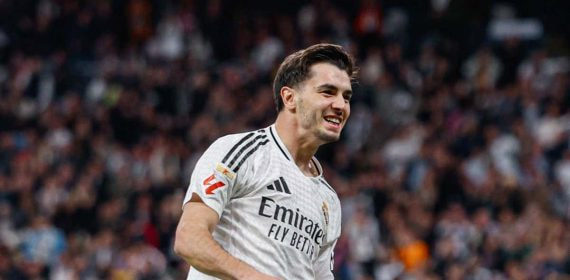Brahim, celebrando un gol.