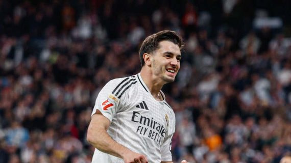 Brahim, celebrando un gol.