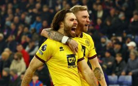 Ben Brereton celebra un gol con el Sheffield.