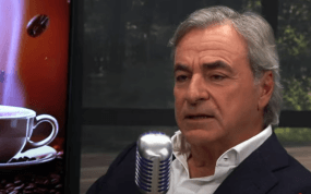 Carlos Sainz, durante 'El Cafelito' con Josep Pedrerol.
