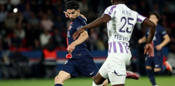 Carlos Soler durante el último partido del PSG en el Parque de Los Príncipes.