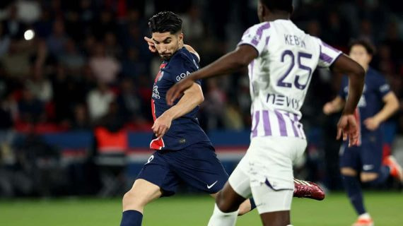 Carlos Soler durante el último partido del PSG en el Parque de Los Príncipes.