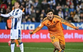 Gonzalo García celebra un gol con el Madrid.