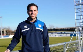 Cesc Fàbregas, segundo entrenador del Como en la Serie B italiana.