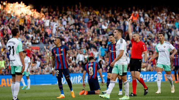 Herrando, expulsado en su debut en Liga.