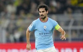 Ilkay Gündogan jugando con el Manchester City.