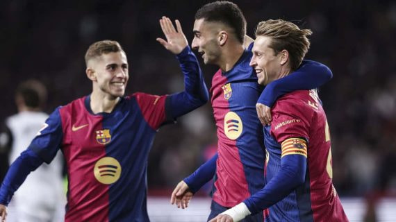 Frenkie de Jong celebra su gol ante el Valencia.