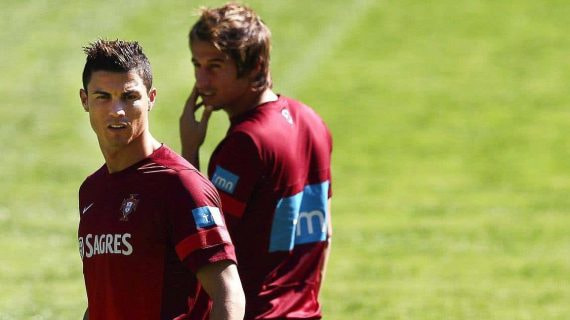 Cristiano Ronaldo, Coentrao y Pepe celebran un de las últimas ligas que ganó el Real Madrid, la 2016/17.
