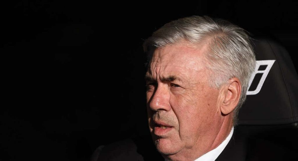 Ancelotti, en un partido con el Real Madrid.