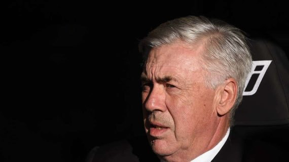 Ancelotti, en un partido con el Real Madrid.