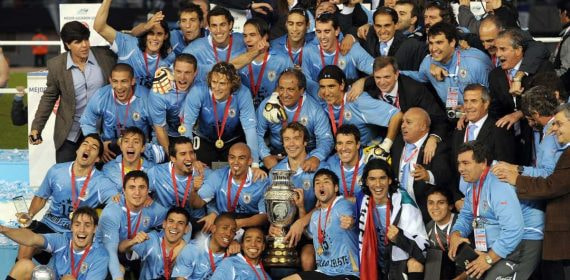 Uruguay celebra la Copa América ganada en 2011.