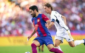 Gundogan y Modric en uno de los últimos Clásicos entre el Real Madrid y el Barcelona.