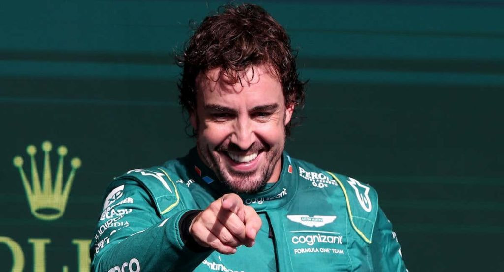 Fernando Alonso aspira a igualar el número de Mundiales logrado por su ídolo Ayrton Senna.