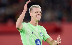 Dani Olmo, jugando el último encuentro del FC Barcelona frente al Mallorca.