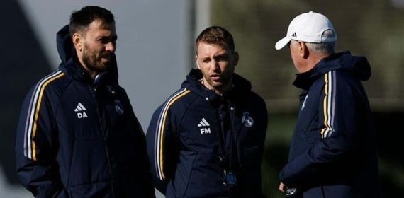 Carlo Ancelotti con Francesco Mauri y Davide Ancelotti.