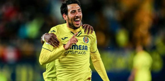 Dani Parejo celebra un gol con el Villarreal.